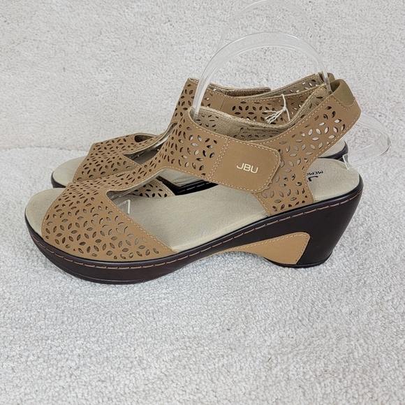 Jambu JBU Chloe Tan Peep Toe T Strap Vegan Wedge Sandal  Sz 10M NEW - Picture 2 of 14
